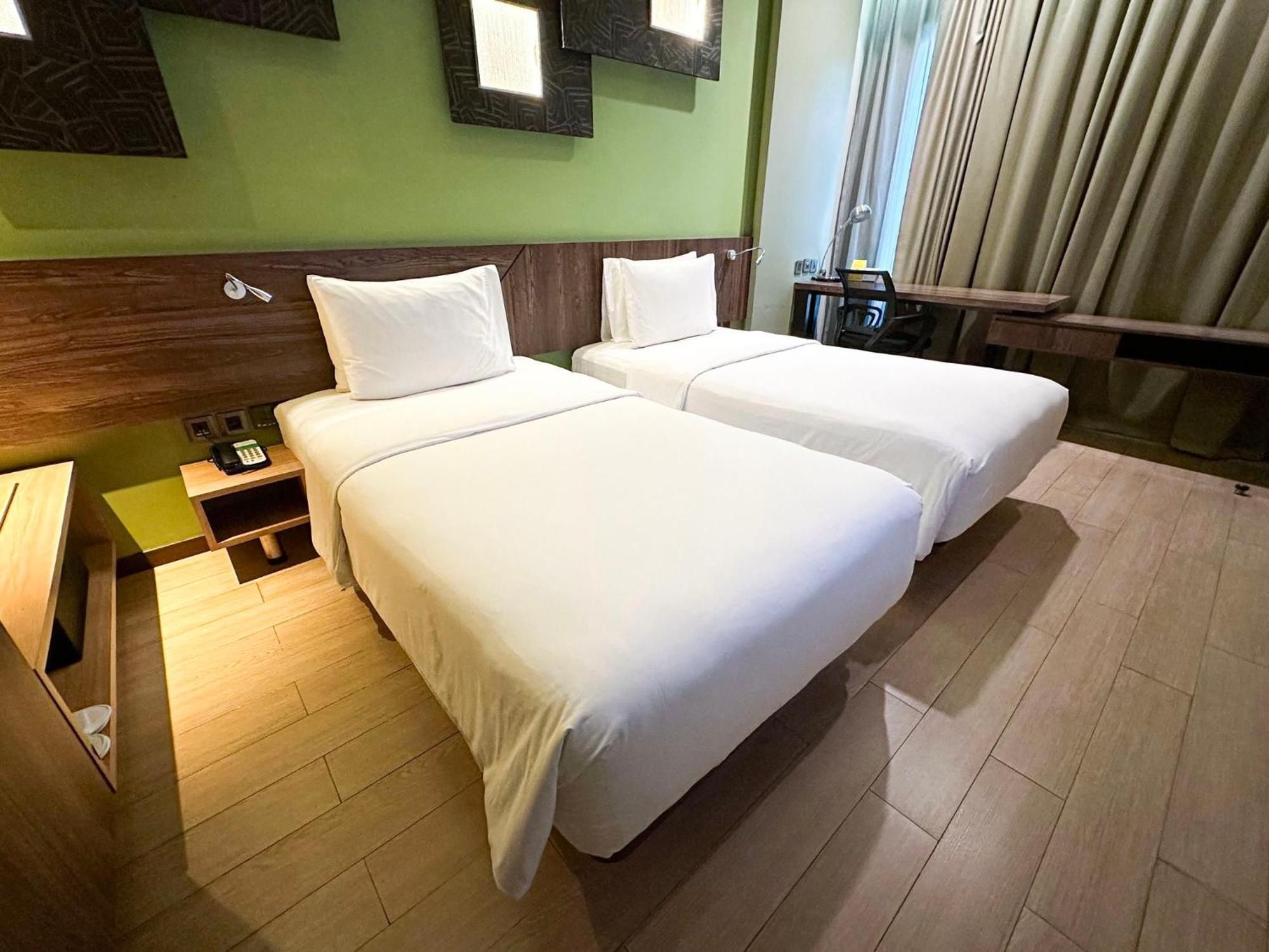 Hotel Jababeka, An Ihg Cikarang