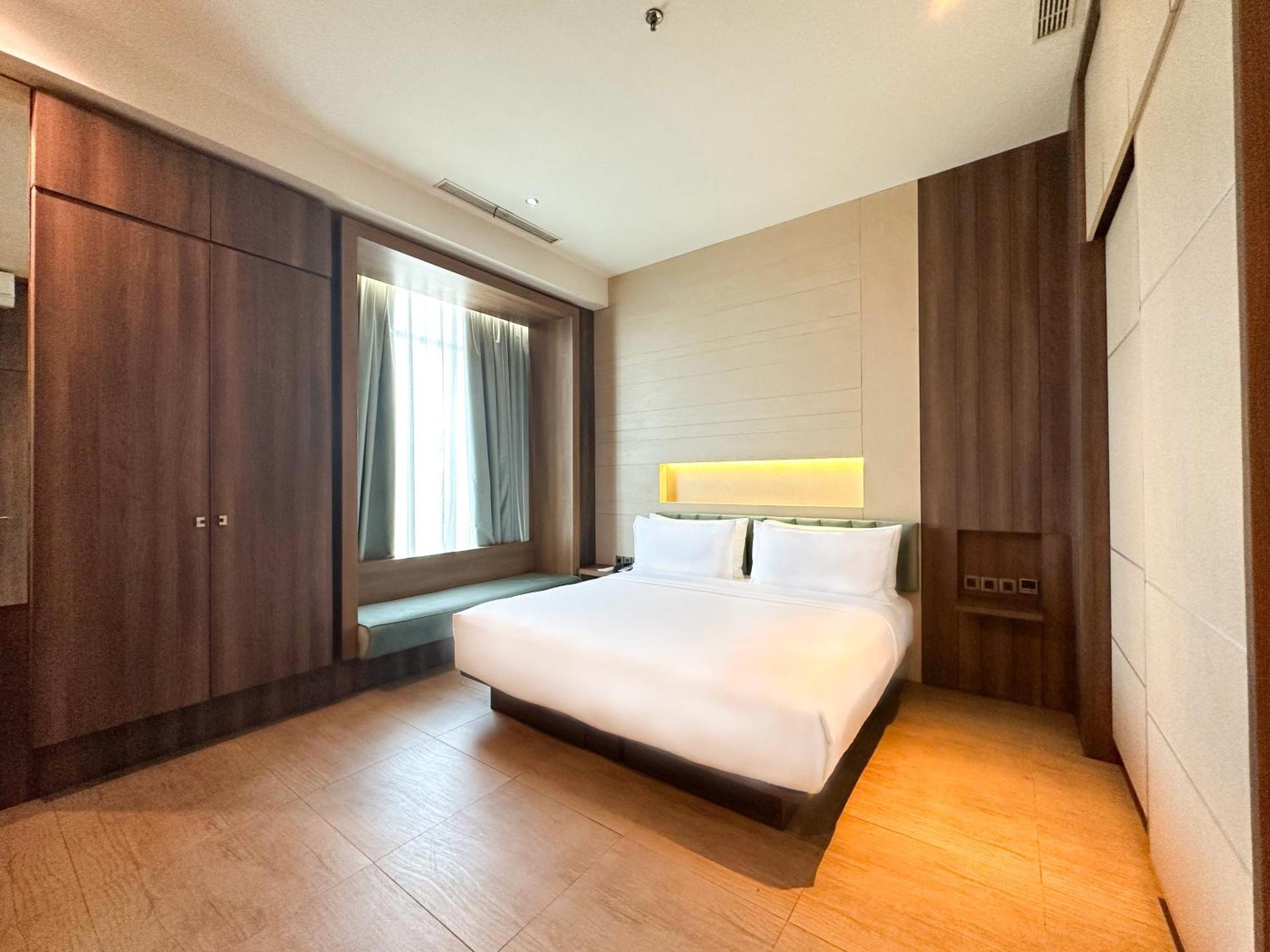 Hotel Jababeka, An Ihg Cikarang